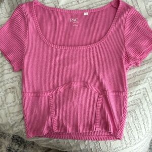 Bright pink Pacsun crop top